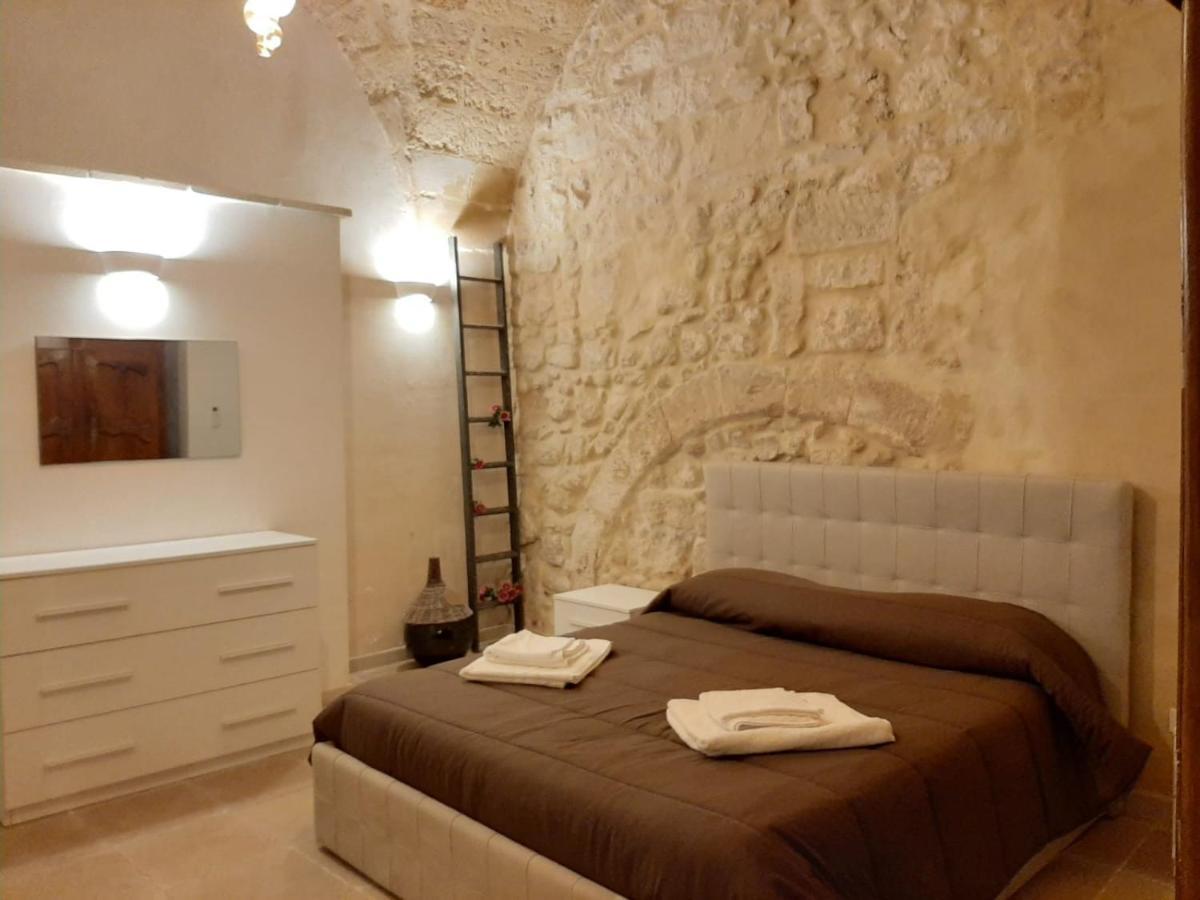 Dimora Salentina Via Scarambone Lecce Apartment Exterior foto